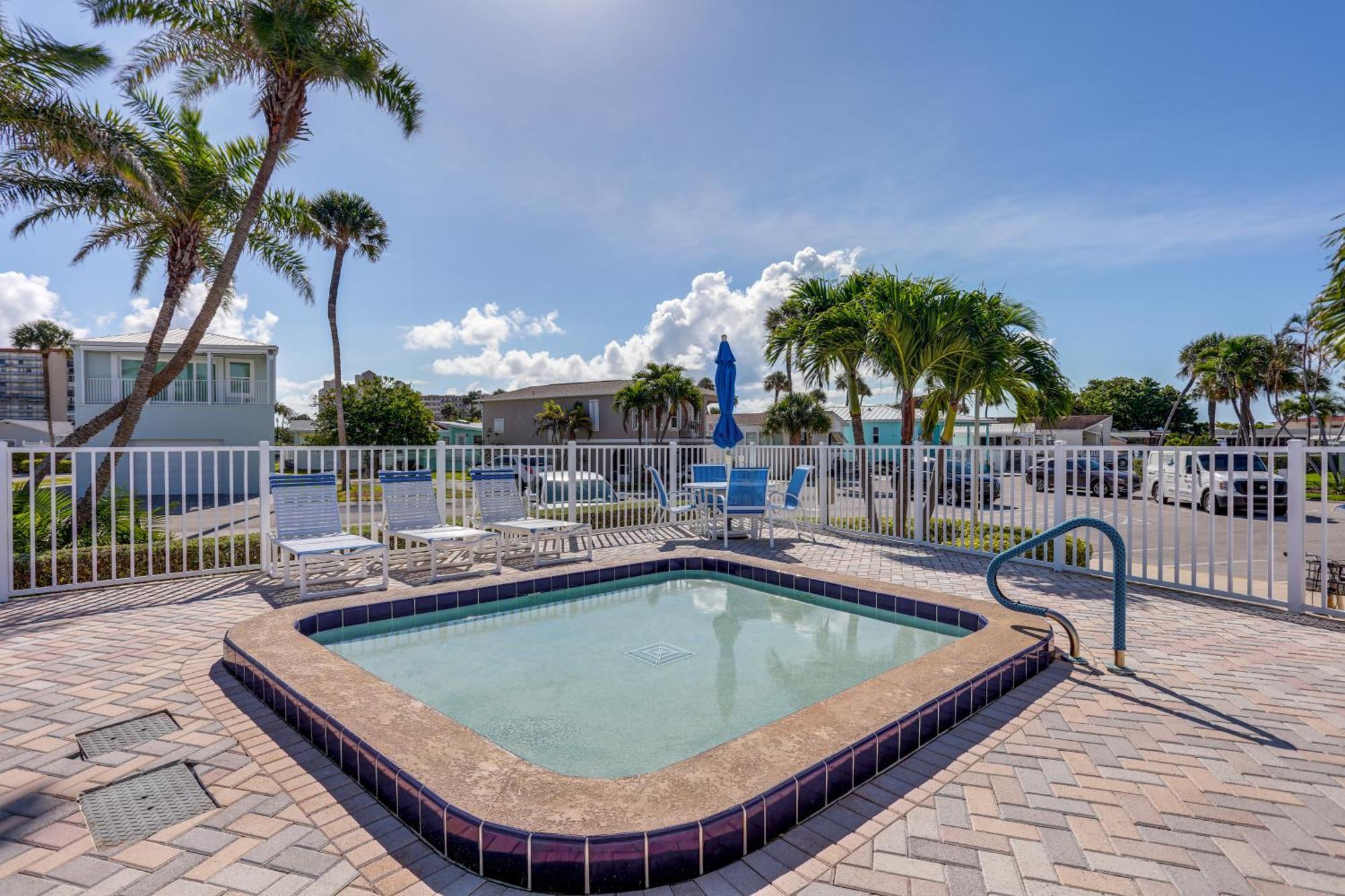 ג'נסן ביץ' South Hutchinson Island Cottage With Beach Access! מראה חיצוני תמונה