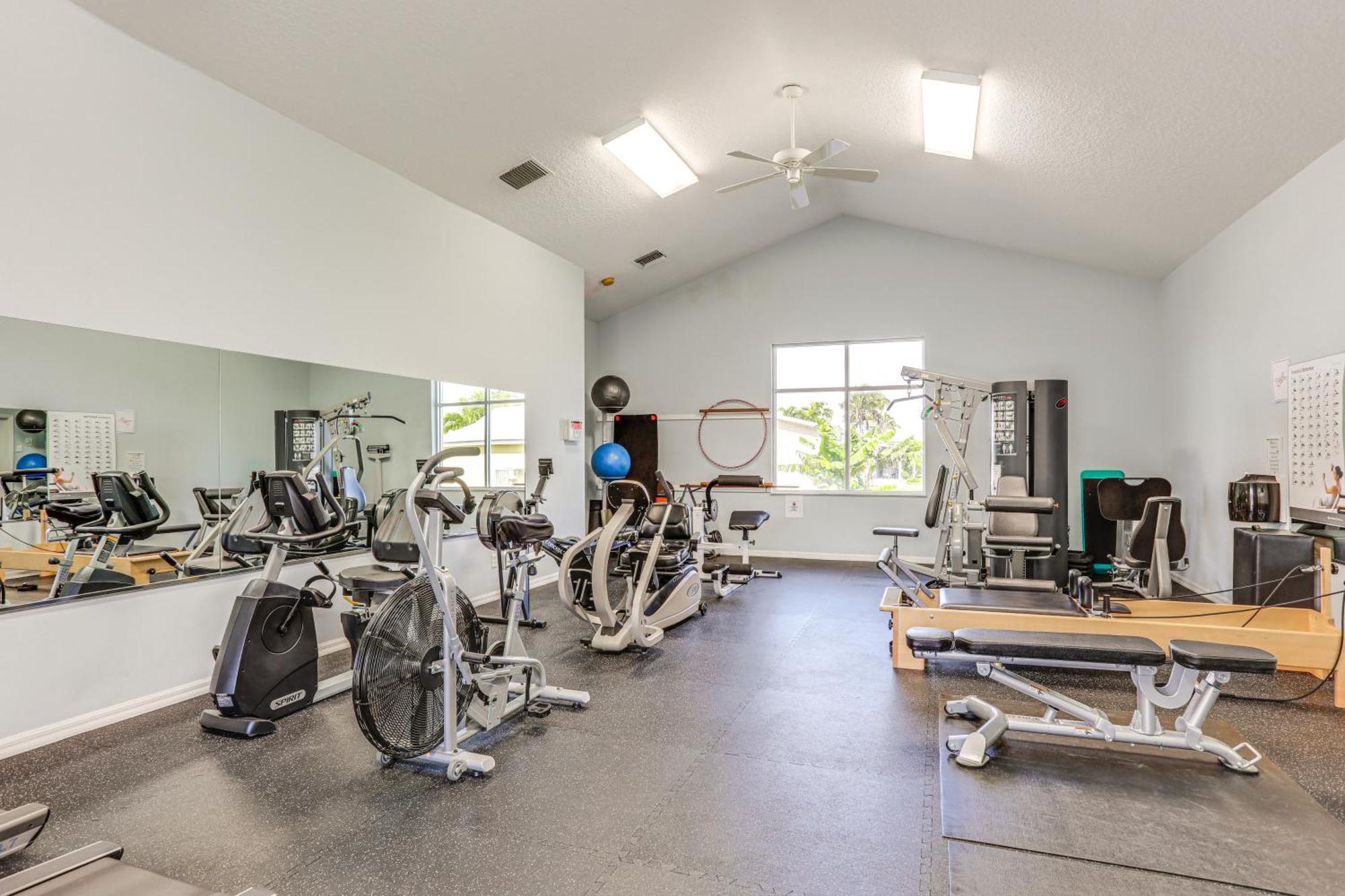 ג'נסן ביץ' South Hutchinson Island Cottage With Beach Access! מראה חיצוני תמונה